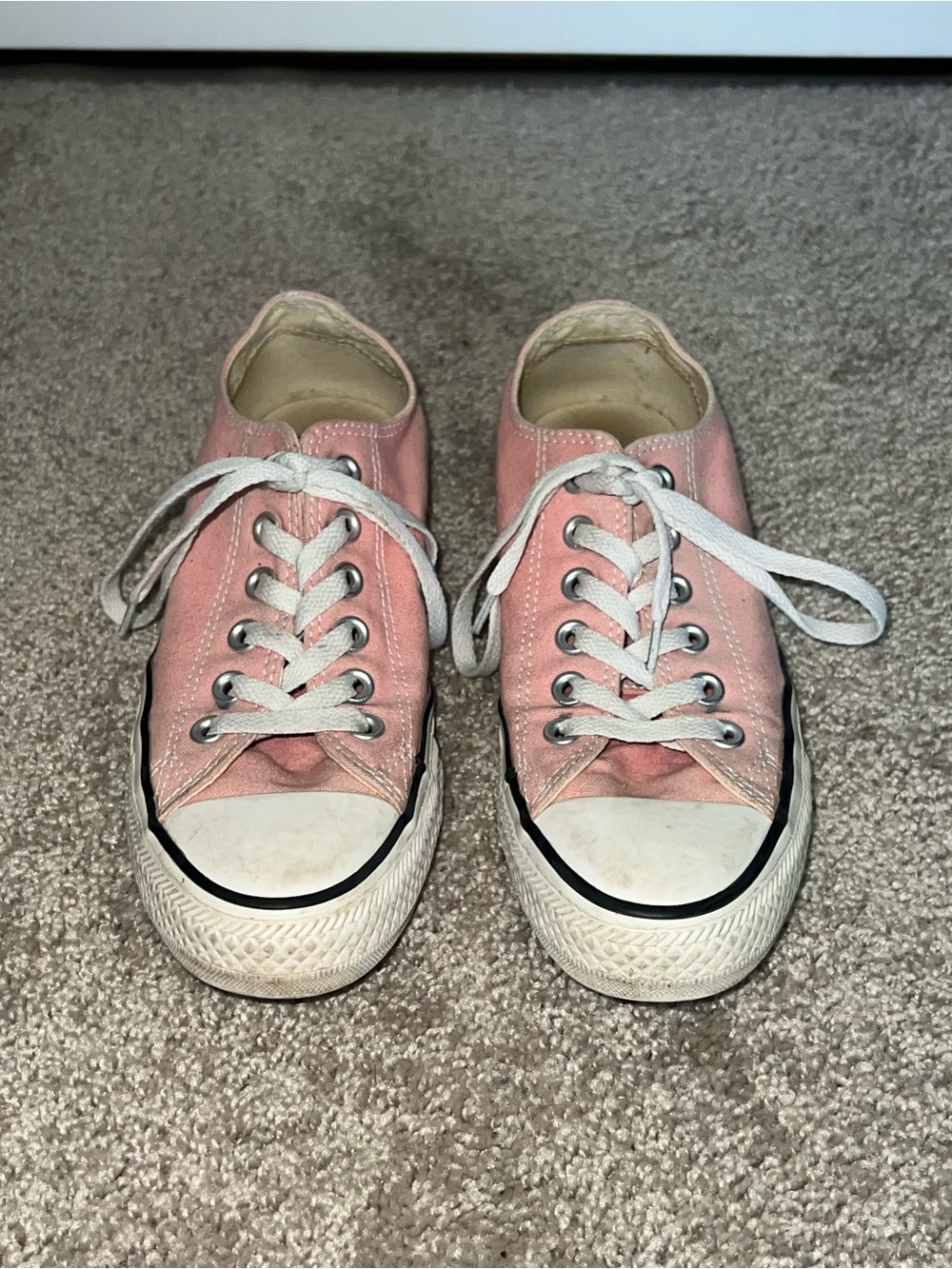 Classic Low-Top Canvas Sneakers - Pink